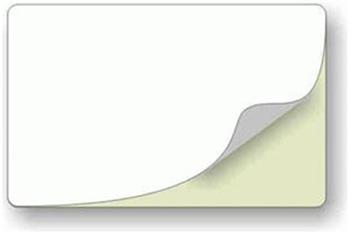 Bílé samolepící plastové karty
